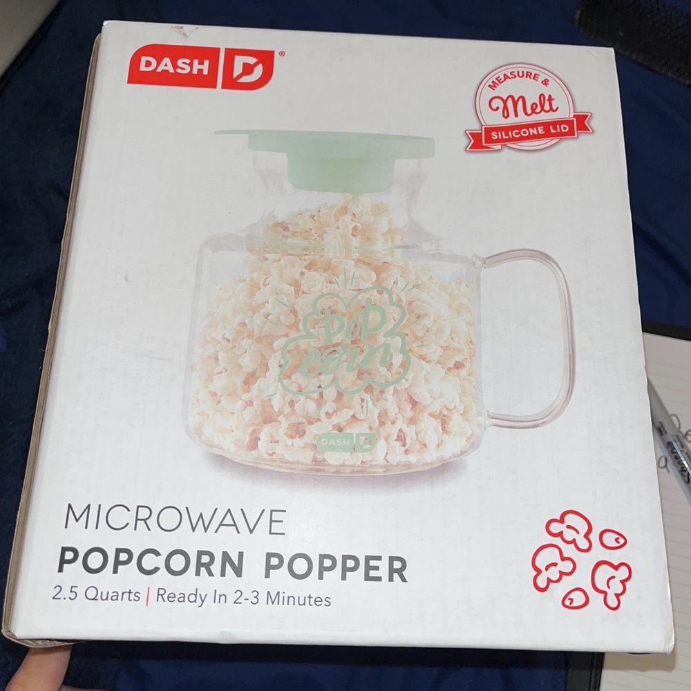 Dash Microwave Popcorn Popper